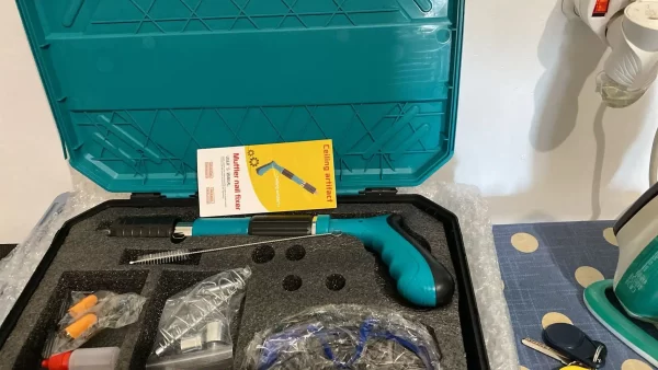 Pistol Manual pentru Cuie